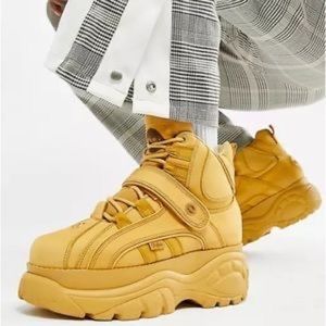 Buffalo London High Tops